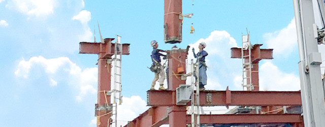 建設事業部 (平成13年入社)